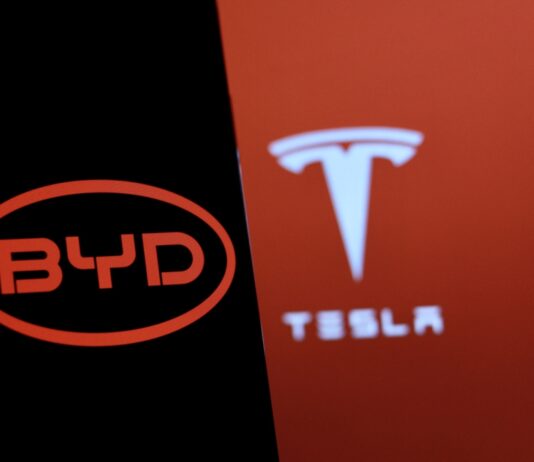 Продажи электромобилей Tesla в Европе резко упали в июле. Это уже седьмой месяц подряд