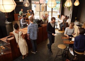 Налоговая взялась за кафе и рестораны: показывают нереально низкую выручку