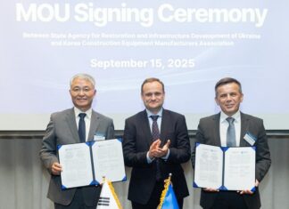 Корея поможет создать в Украине учебный центр для экскаваторщиков и крановщиков