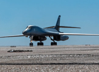 Летело 4 тысячи JDAM: почему бомбардировщики B-1 Lancer США стали «кошмаром» Талибана