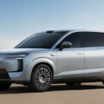 BYD выпустил мощный электрифицированный кроссовер для семьи с запасом хода 1300 км (фото)