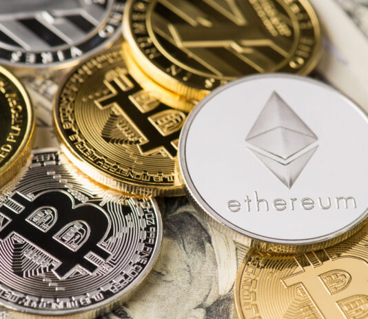 Крипторынок пережил крупнейшую в истории волну ликвидаций из-за новых пошлин Трампа