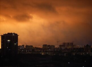 РФ атакует Украину «шахедами»: в Киеве и области фиксируют вражеские БПЛА