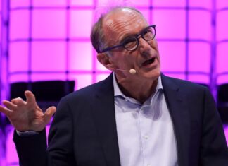 Создатель WWW предупредил об угрозе рекламной модели интернета из-за ИИ