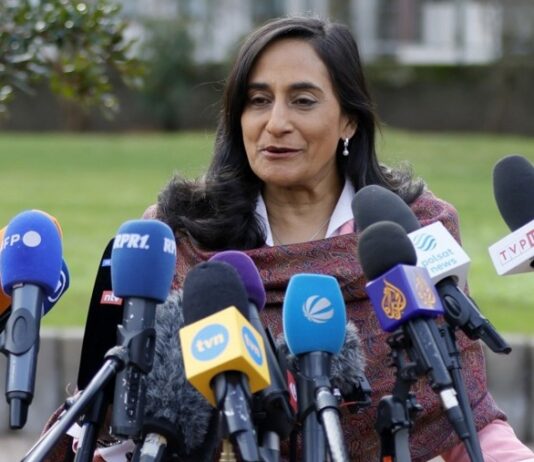 Канада ввела новые санкции против РФ. В списки добавили 100 судов теневого флота