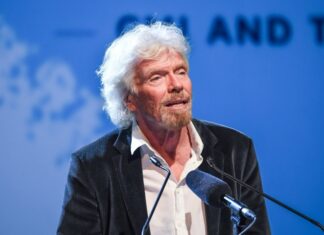 «Отличная сделка для России». Миллиардер Брэнсон раскритиковал 28-пунктный «план» завершения войны