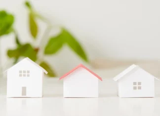 Майже 80 тисяч переселенців не хочуть виїжджати з місць тимчасового проживання