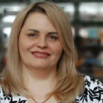 “Протидронову пушку мені в протез”. Історія підприємиці з Херсонщини, яка потрапила під атаку дрона та втратила ногу