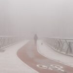 Киев накроет густой туман: синоптики предупреждают об опасности на дорогах