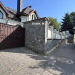 Месяц после «Миндичгейта»: что происходит с поместьем, в котором тайно жил экс-министр Галущенко