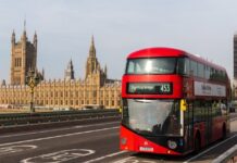 Один из крупнейших доноров Консервативной партии уехал из Британии из-за налогов