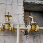 Небытовым потребителям впервые с 2021 года повысили тарифы на распределение газа