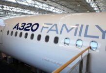 Две китайские авиакомпании планируют купить самолеты Airbus на $8,2 млрд