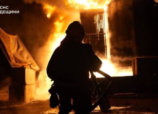 Россия ударила по крупнейшему порту Украины: загорелись 30 контейнеров с мукой и маслом