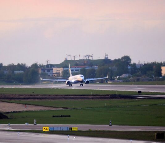 Литовские аэропорты предварительно оценили убытки от воздушных шаров из Беларуси в 200 000 евро