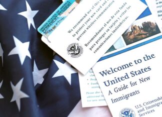 США усилили контроль за Green Card: как это касается украинцев