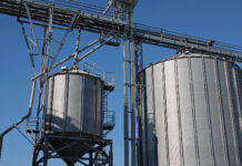 РФ атаковала портовую и промышленную инфраструктуру Одесской области: в ОВА назвали последствия