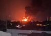 Дроны атаковали Волгоград: в районе местного НПЗ «Лукойла» вспыхнул пожар (видео)