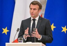 «Было бы полезно»: Макрон заявил о необходимости возобновить диалог с Путиным