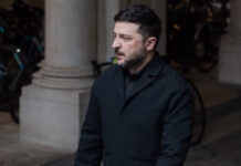 Сильная позиция: как Зеленский «переписывает» мирный план в интересах Украины