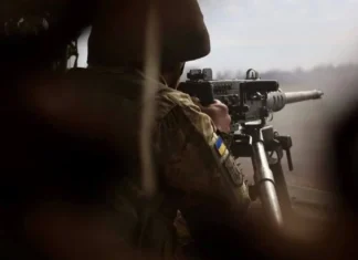 Військові РФ намагаються прорватись у районах Антонівських мостів, що в передмісті Херсона