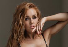 Елена Тополя раскрыла реакцию троих детей на развод: «Сложный период»