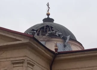 Внаслідок обстрілу пошкоджений Свято-Катеринівський собор у Херсоні. ФОТО