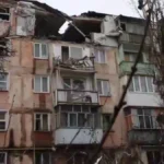 Війська РФ обстріляли Дніпровський район Херсона. ВІДЕО