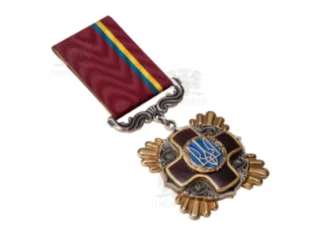 Працівників органів місцевого самоврядування з Херсонщини відзначили державними нагородами