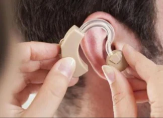 Ветерани та ветеранки можуть безплатно отримати слухові апарати