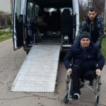 У Херсоні продовжує працювати “соціальне таксі”. Надійшло понад сотню заявок