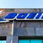 Boeing впервые за семь лет обогнал Airbus по продажам самолетов