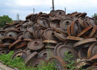 Кабмин запретил экспорт металлолома и меди