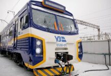 УЗ восстановила самый узнаваемый «луганский» электропоезд – фото, видео