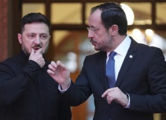 Руководитель аппарата президента Кипра подал в отставку из-за коррупционного скандала