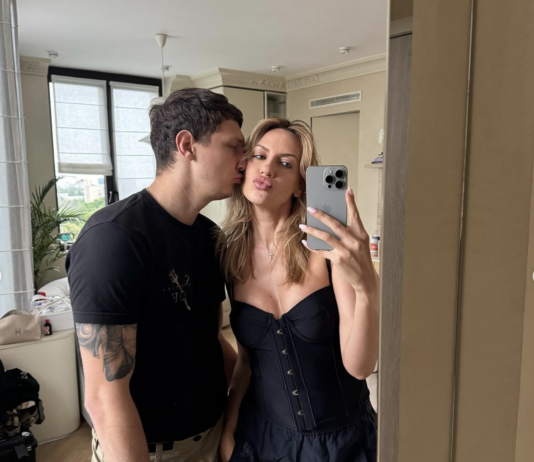 Жених Леси Никитюк показал их совместное фото и мило пошутил