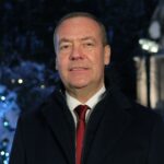 «Не играйте в игры с Россией»: Медведев ответил на послания Госдепа США (фото)