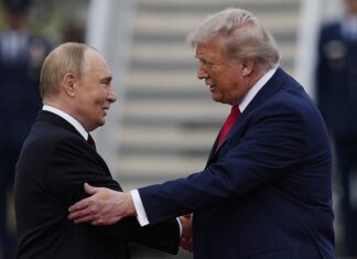 «Он боится США»: Трамп ответил, планирует ли захватить Путина по образцу Мадуро (видео)