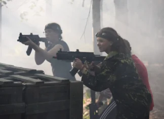 Майже 14 тисяч дітей за рік. Як Росія перетворює українських школярів на майбутніх солдатів