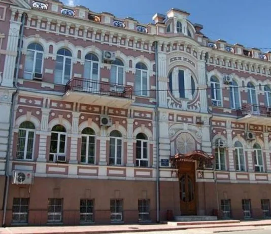 Звільнили суддю з Херсонщини, яка виїхала на окуповану територію