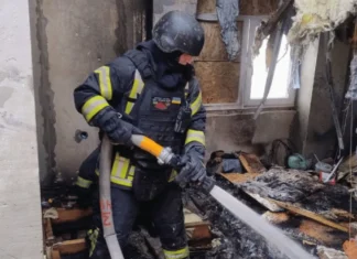 У Херсоні російський дрон влучив у житловий будинок