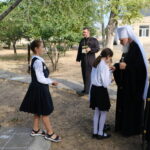 «Они просто пришли»: в УПЦ МП открестились от подпольной школы, действующей при их монастыре в Киеве