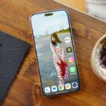 «Может быть ужасным»: флагманский смартфон Android разочаровал эксперта (фото)