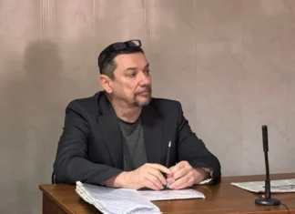 Депутат Херсонської міськради, якого підозрюють у держзраді, намагався через суд поновити членство в НСЖУ