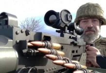 Боєць зенітної ракетної Херсонської бригади збив російський безпілотник. ВІДЕО