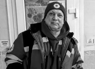 Із загиблим медиком з Херсонщини Сергієм Смоляком попрощаються у Києві