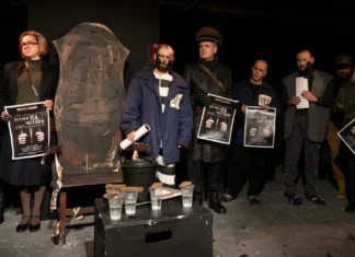 У Херсоні відбувся поетичний перформанс на підтримку цивільних полонених