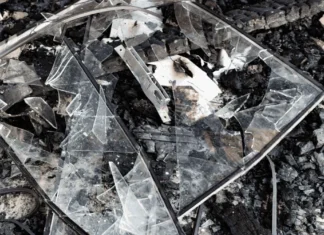 Російські війська обстріляли Центральний район Херсона, є поранені