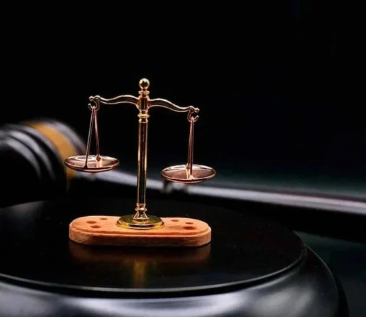 Колишньому прокурору з Херсона повідомили про підозру у державній зраді