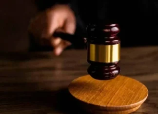 Жителька Херсона отримала вирок за роботу в окупаційній міграційній службі